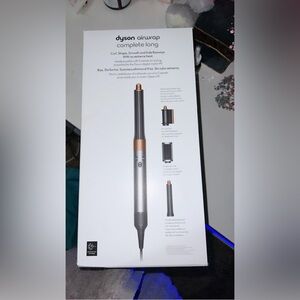 DYSON Air Wrap Complete Long *used once* Retails for $599